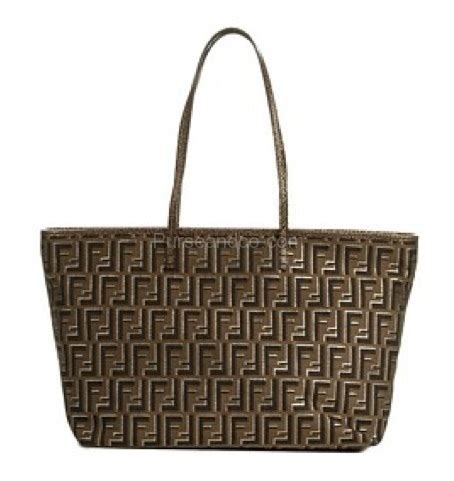 borse fendi outlet prezzi|farfetch borse fendi.